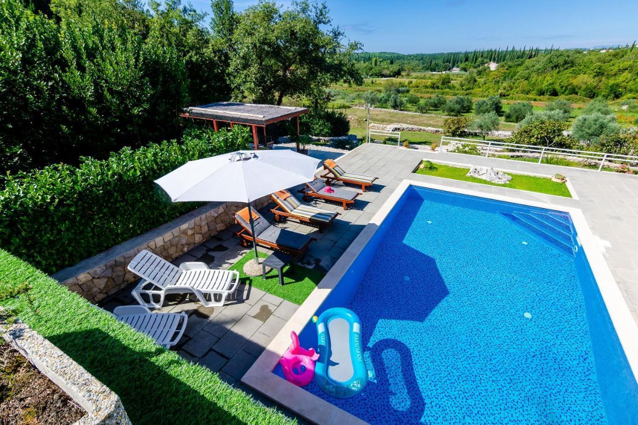 Villa Oasis Cypress Čilipi Εξωτερικό φωτογραφία