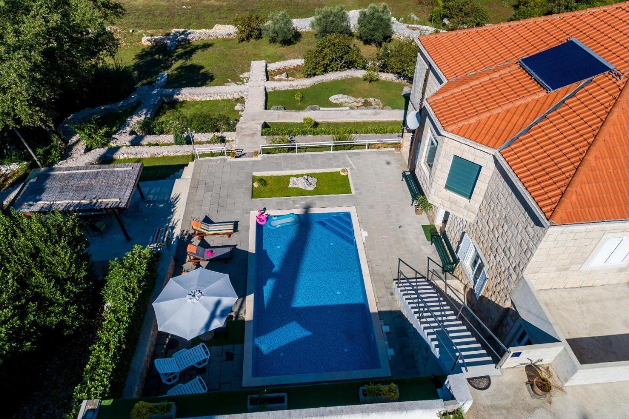 Villa Oasis Cypress Čilipi Εξωτερικό φωτογραφία